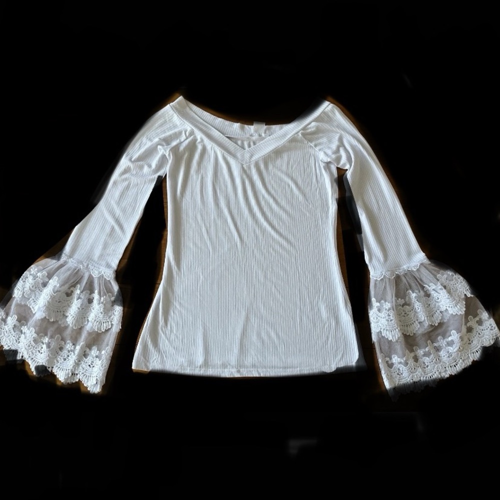 Venus White Lace Bell Sleeve Top